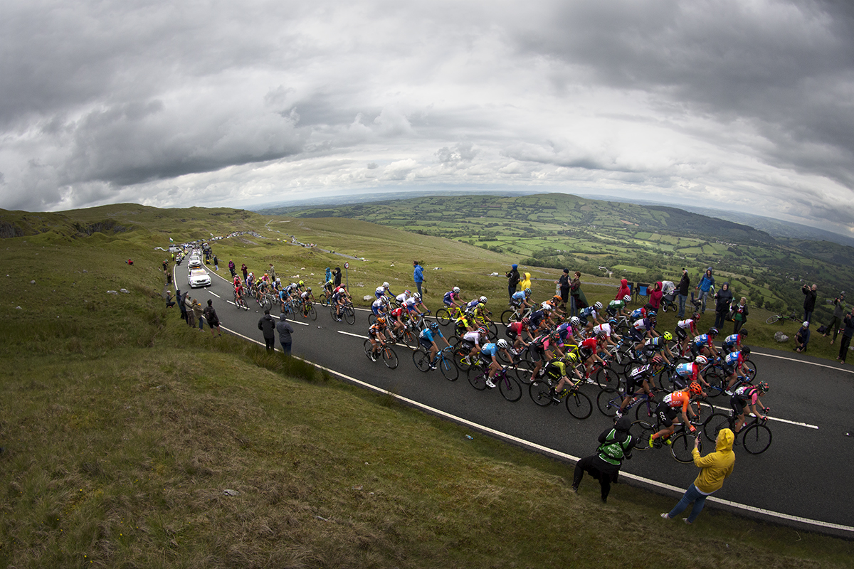 Women’s Tour 2019 - The peloton makes its way up Black Mountain