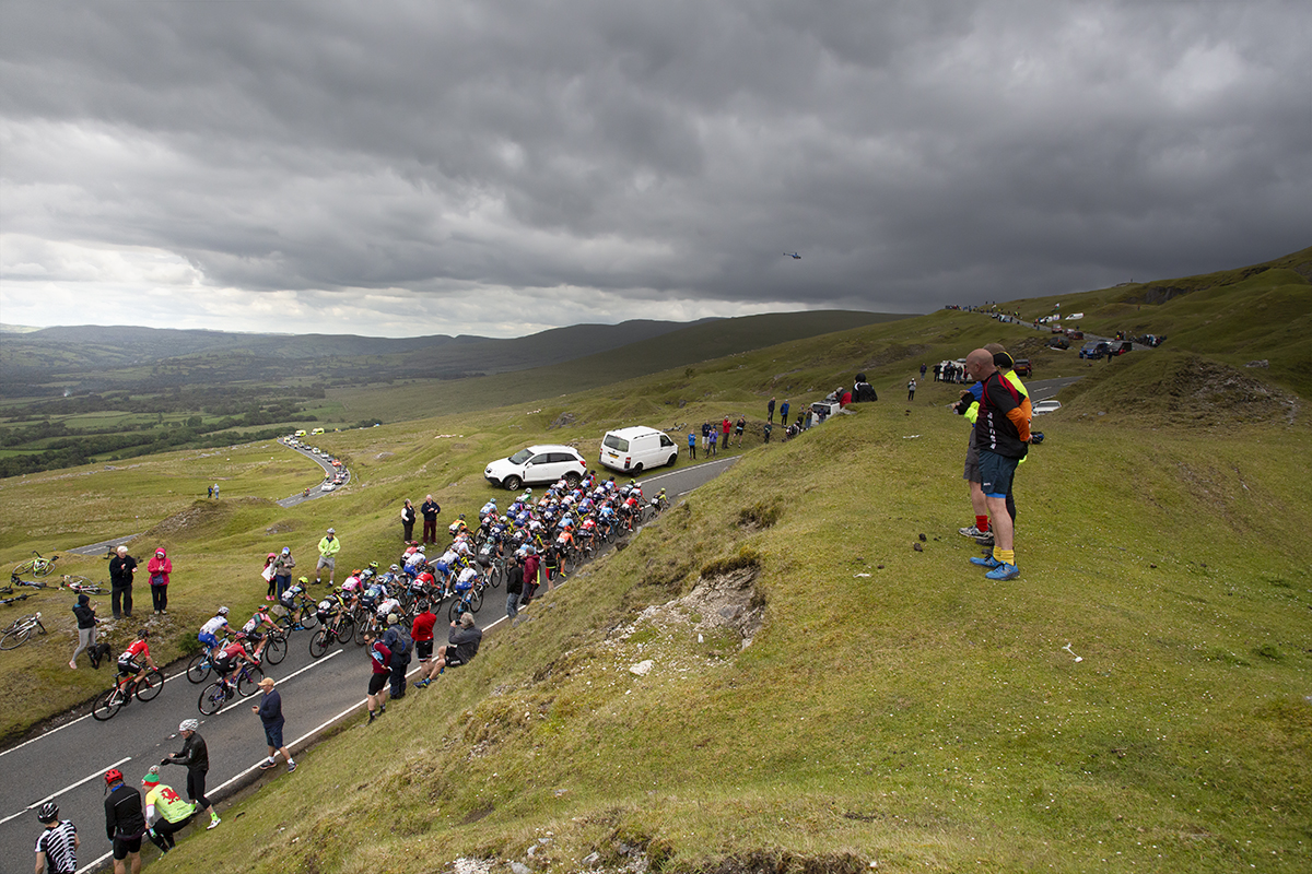 Women’s Tour 2019 - Fans watch the peloton climb Black Mountain