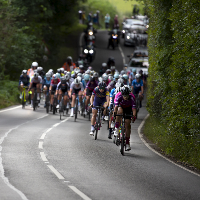 Women’s Tour 2021 - The peloton passes through the hedgerow lined roads of Oxfordshire