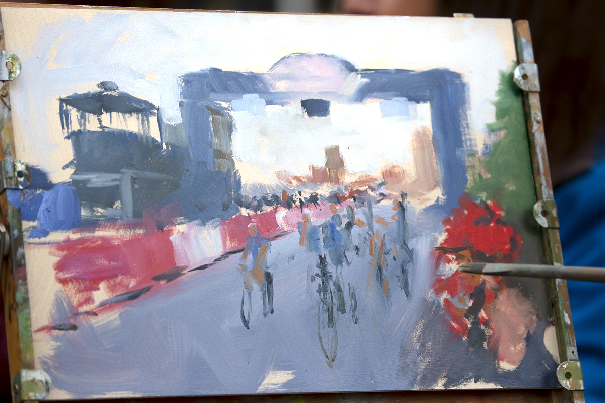 Women’s Tour 2021 - A spectator paints an oil painting of the finish of the race