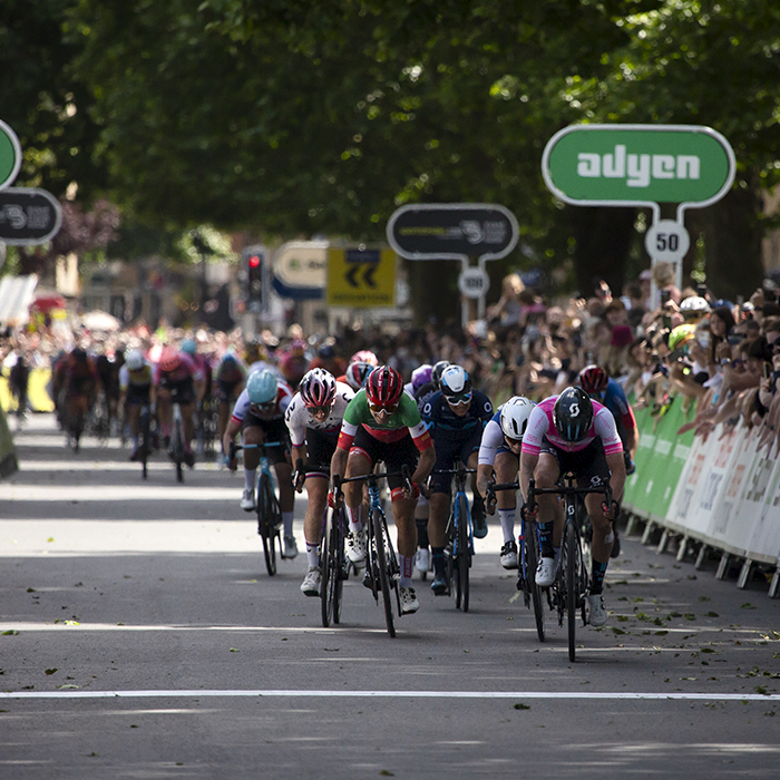 Women’s Tour 2022 - Lorena Wiebes of Team DSM sprints for the finish in Oxford